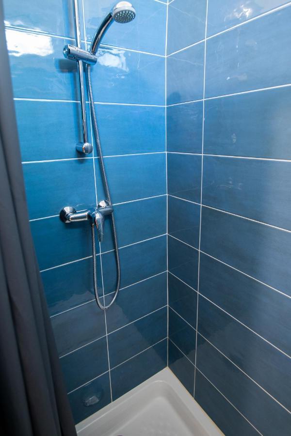 Le Grand Bleu De Bergerac Apartment Exterior photo